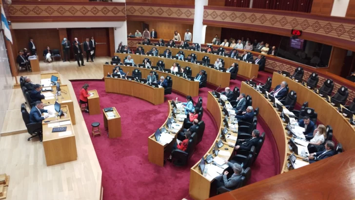 Legisladores aprobaron por mayoria el DNU de Jaldo para la intervención del Ersept