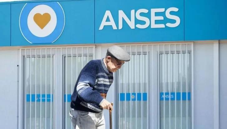 El Gobierno confirmó el bono de fin de año para jubilados y pensionados