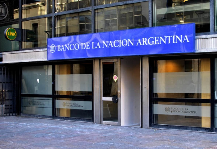 Último día con bancos antes de un parate de seis días en todo el país