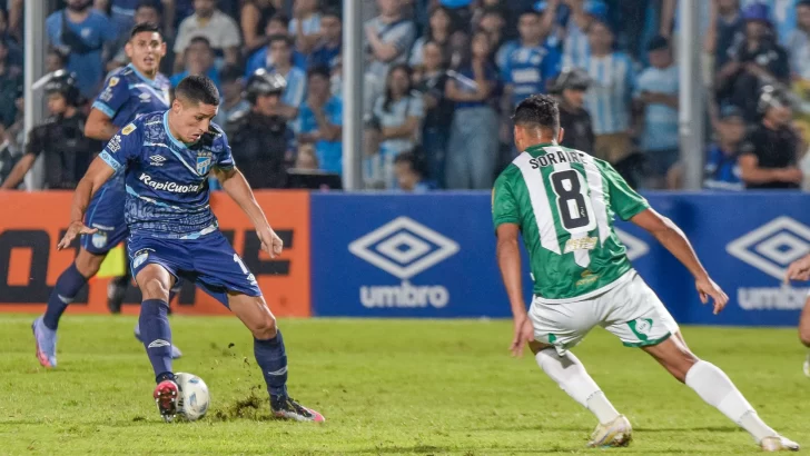 Debut amargo para Sava: Atlético Tucumán cayó 3-0 ante Banfield y se hunde en la tabla de descenso