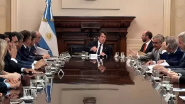 Terminó la reunión de los gobernadores con Francos y Posse por la aprobación de la ley Ómnibus a cambio de alivio fiscal