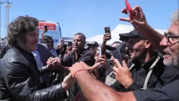 Javier Milei dijo que planea levantar el cepo cambiario “lo antes posible” Javier Milei dijo que planea levantar el cepo cambiario “lo antes posible”