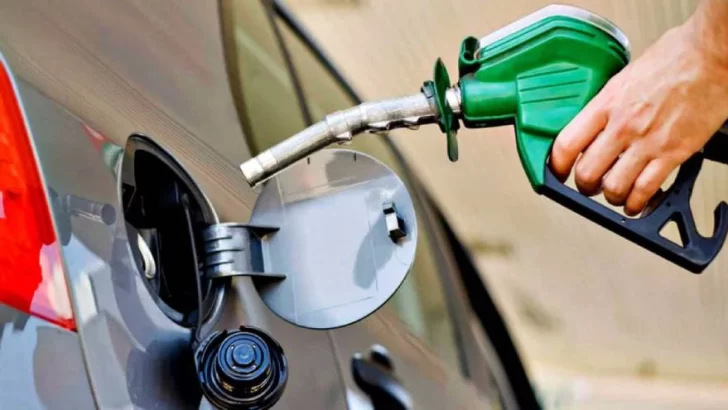 El precio de los combustibles subirá casi 5% en los primeros días de abril