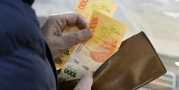 Salarios atrasados: el Indec difundió un alza muy por debajo de la inflación