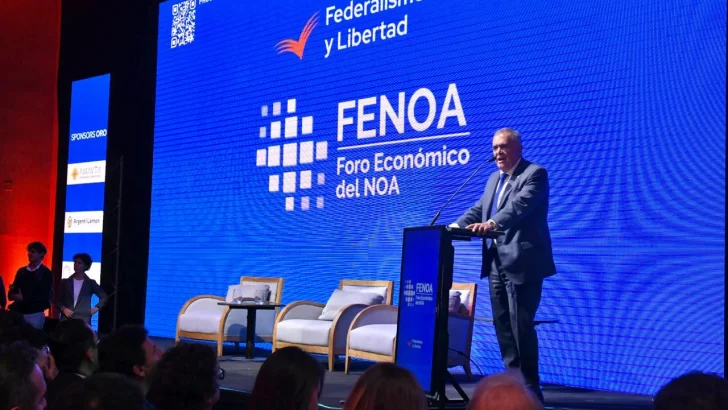 Osvaldo Jaldo participó del Foro Económico del NOA