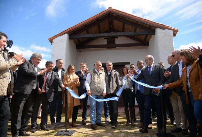 En Tafí del Valle, Jaldo y Scioli inauguraron el revalorizado Museo Jesuítico de La Banda En Tafí del Valle, Jaldo y Scioli inauguraron el revalorizado Museo Jesuítico de La Banda