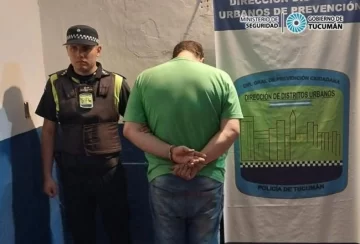 Quedó detenido por comercializar dólares falsos