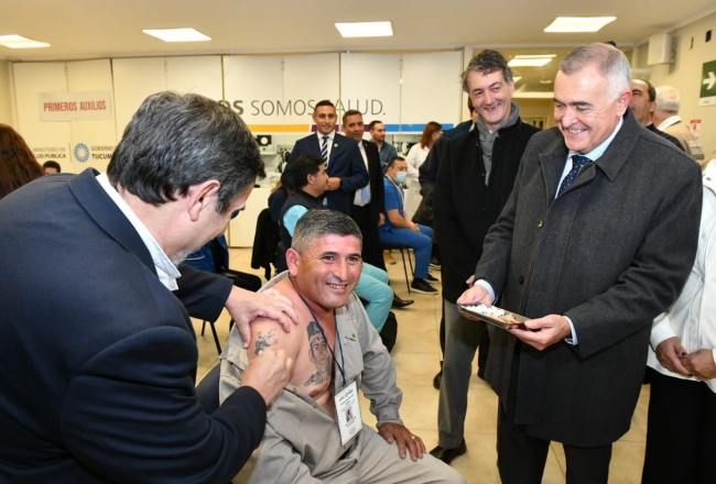 Inició la vacunación contra el Dengue en Tucumán Inició la vacunación contra el Dengue en Tucumán