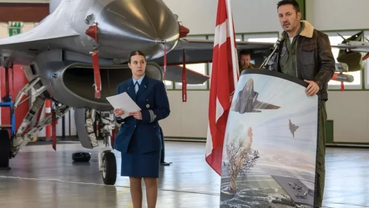 El presidente participó de manera virtual de la compra de los aviones F-16 en Dinamarca