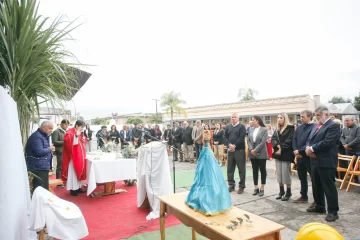 Con el objetivo de moler 800.000 toneladas de caña inicia la zafra en el ingenio Aguilares Con el objetivo de moler 800.000 toneladas de caña inicia la zafra en el ingenio Aguilares
