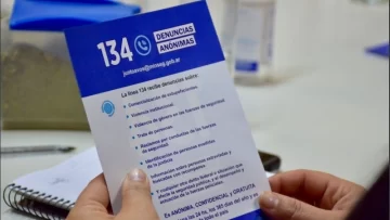 Allanaron a dirigentes sociales tras denuncias al 134 por extorsión y coacción a beneficiarios de planes sociales Allanaron a dirigentes sociales tras denuncias al 134 por extorsión y coacción a beneficiarios de planes sociales