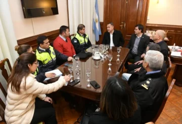 El Gobierno se reunió con representantes de la Policía de Tucumán por las paritarias