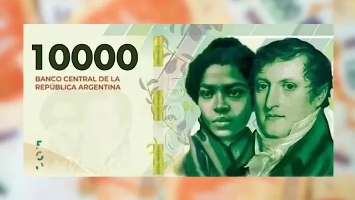 La próxima semana llega de China el primer avión con billetes de $10.000