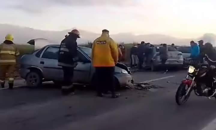 Seis vehículos involucrados en un accidente de tránsito en la zona de Arcadia