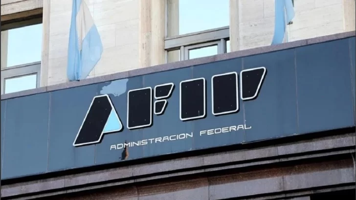 La AFIP anunció que controlará transferencias de poco dinero