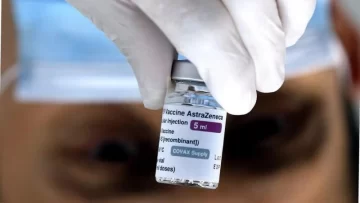 Primera demanda contra el Estado y AstraZeneca en Argentina: cordobesa de 39 años reclama más de 100 millones de pesos