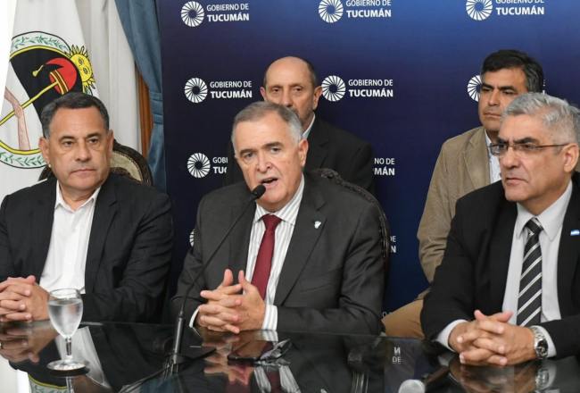 Osvaldo Jaldo: “Tucumán está a disposición para ser sede del Pacto Fiscal” Osvaldo Jaldo: “Tucumán está a disposición para ser sede del Pacto Fiscal”