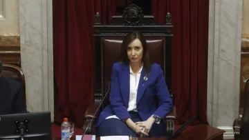 Villarruel presentó una denuncia por daños afuera del Congreso durante el debate de la Ley Bases