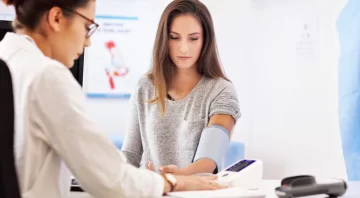 El Gobierno habilitó a las prepagas y obras sociales a fijar libremente los precios de los coseguros