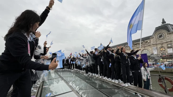 Así fue el ingreso de la delegación de Argentina en la ceremonia de apertura de los Juegos Olímpicos de París 2024