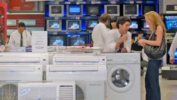 Cayó el consumo en agosto y quebró tendencia positiva