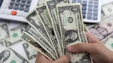 El Gobierno anunciará medidas para incentivar el uso de los “dólares del colchón” El Gobierno anunciará medidas para incentivar el uso de los “dólares del colchón”