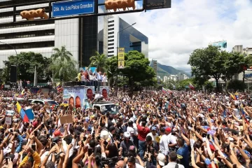 Asambleas populares contra Maduro: la oposición se movilizó en las principales ciudades de Venezuela Asambleas populares contra Maduro: la oposición se movilizó en las principales ciudades de Venezuela