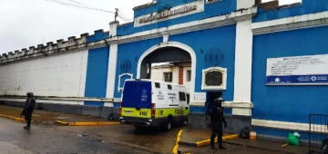Más de 200 detenidos serán trasladados desde las comisarías al penal de Villa Urquiza Más de 200 detenidos serán trasladados desde las comisarías al penal de Villa Urquiza