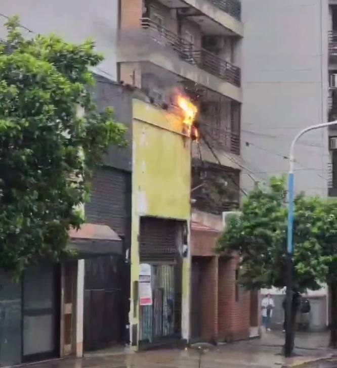 Incendio en un tendido eléctrico del centro tucumano Incendio en un tendido eléctrico del centro tucumano