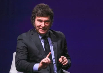 Milei suspendió su viaje a México para encabezar un acto en Rosario Milei suspendió su viaje a México para encabezar un acto en Rosario