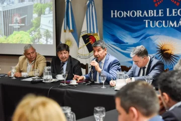 Analizan cambios en el sistema de acoples y de boleta única en la Legislatura Analizan cambios en el sistema de acoples y de boleta única en la Legislatura