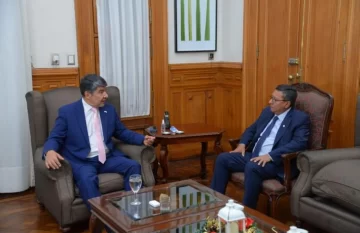 Acevedo y el ministro de Interior analizaron el inicio de la temporada turística Acevedo y el ministro de Interior analizaron el inicio de la temporada turística