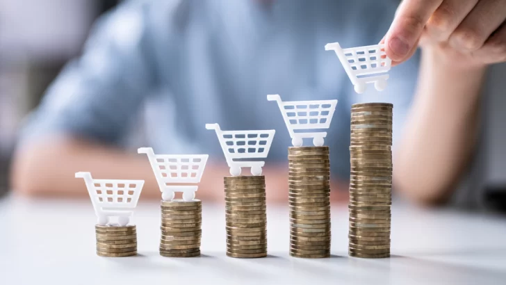 El salario registrado repuntó en mayo, aunque acumula una pérdida de 5,5% real en la era de Javier Milei