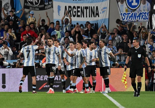 Argentina goleó a Brasil y celebró la clasificación al Mundial 2026