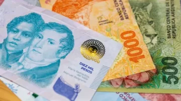 Los salarios de los trabajadores registrados perdieron contra la inflación por segundo mes consecutivo en enero