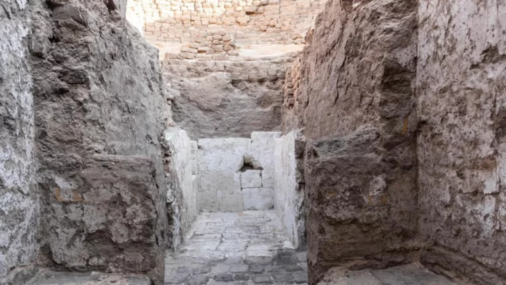 Egipto: descubren la tumba de un faraón desconocido de hace 3.700 años