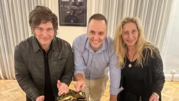 Los Milei ponen al vocero Adorni para librar la batalla contra los Macri en Buenos Aires