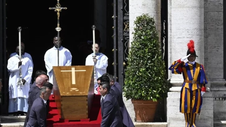 09bc197e4c2a4ed6298771dd70d711b1594eff2d_crop1745673417968.jpg_674070907-728x410