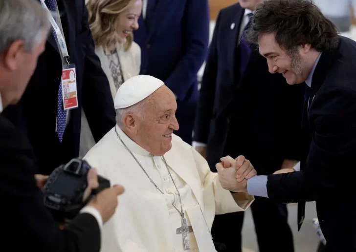 Javier Milei viajará a Roma para asistir al funeral del Papa Francisco