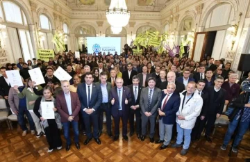 25 Familias y un Nuevo Comienzo: La Reactivación de la Obra Pública en Tucumán 25 Familias y un Nuevo Comienzo: La Reactivación de la Obra Pública en Tucumán