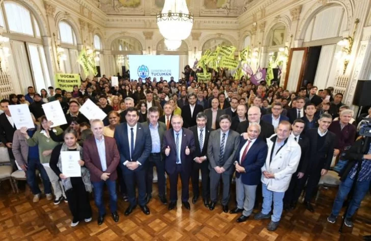 25 Familias y un Nuevo Comienzo: La Reactivación de la Obra Pública en Tucumán 25 Familias y un Nuevo Comienzo: La Reactivación de la Obra Pública en Tucumán