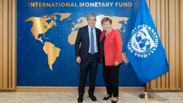 El FMI concluyó su revisión técnica del acuerdo con Argentina y destacó que mantiene conversaciones “constructivas” con el Gobierno