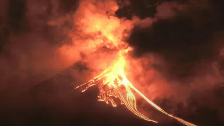Alarma en el sur de Italia por una nueva erupción del Etna