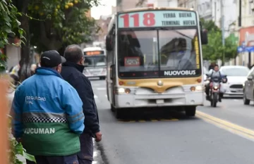 Osvaldo Jaldo hizo referencia al funcionamiento normal del transporte público en la provincia