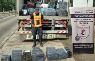Secuestran 40 kilos de hojas de coca en controles fronterizos Secuestran 40 kilos de hojas de coca en controles fronterizos
