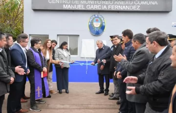 Jaldo inauguró obras y entregó un tractor en Manuel García Fernández