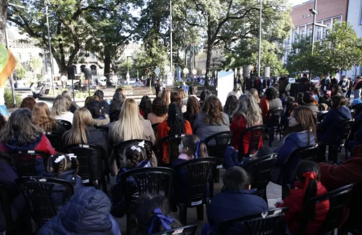 Arte, juegos y sonrisas en Plaza Independencia: así cerraron el Mes de los Jardines