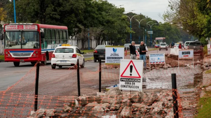 San Miguel de Tucumán repara su tejido vial, una cuadra a la vez