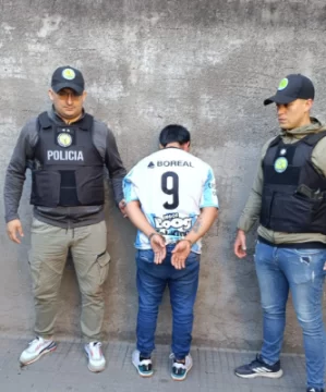 Detuvieron a un sujeto por herir a una empleado del Sistema de Emergencia 107 para robarle la moto Detuvieron a un sujeto por herir a una empleado del Sistema de Emergencia 107 para robarle la moto