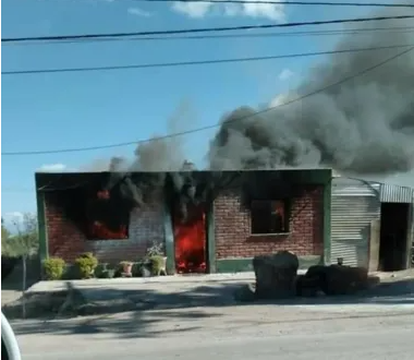 Perdieron toda la casa por un incendio Perdieron toda la casa por un incendio
